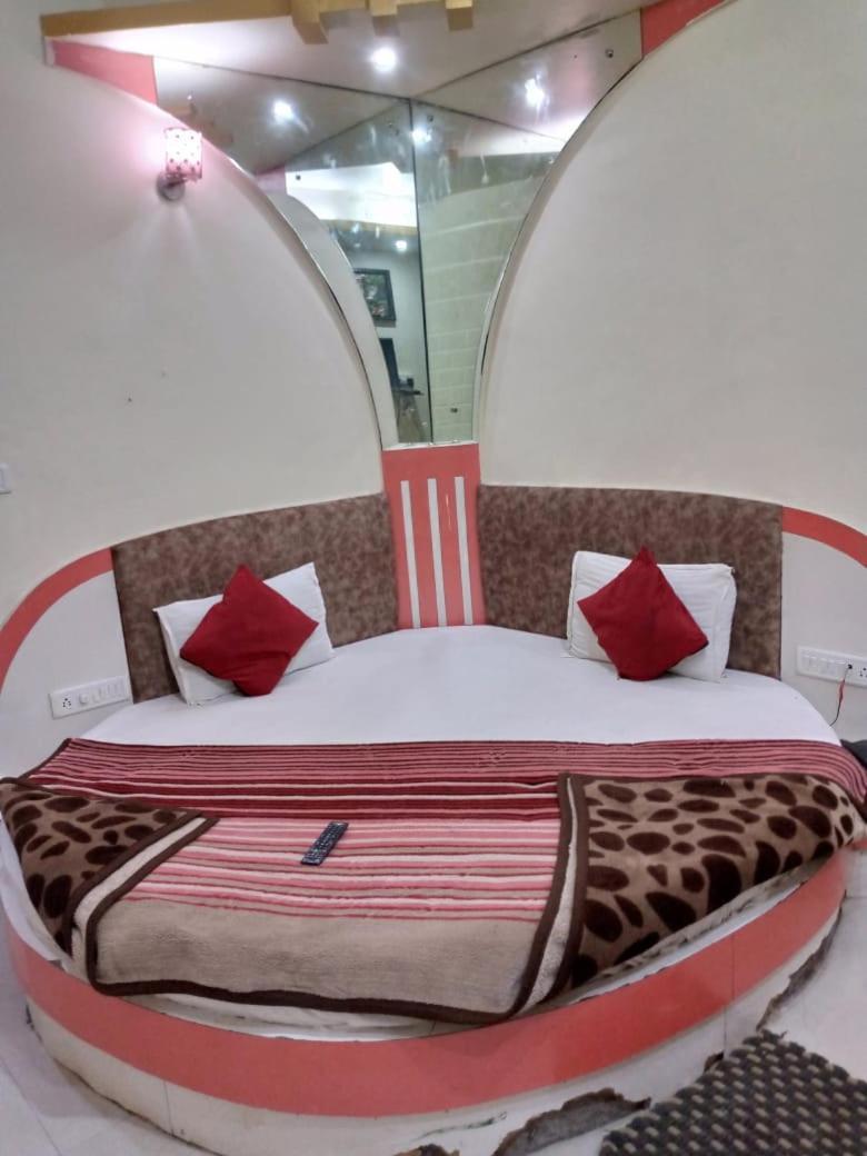 Hotel Amar Palace Pachmarhī Εξωτερικό φωτογραφία